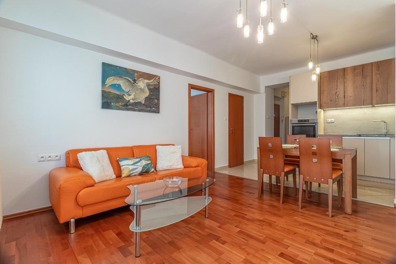 Cosy Flat Close To Central Bratislava Exterior photo